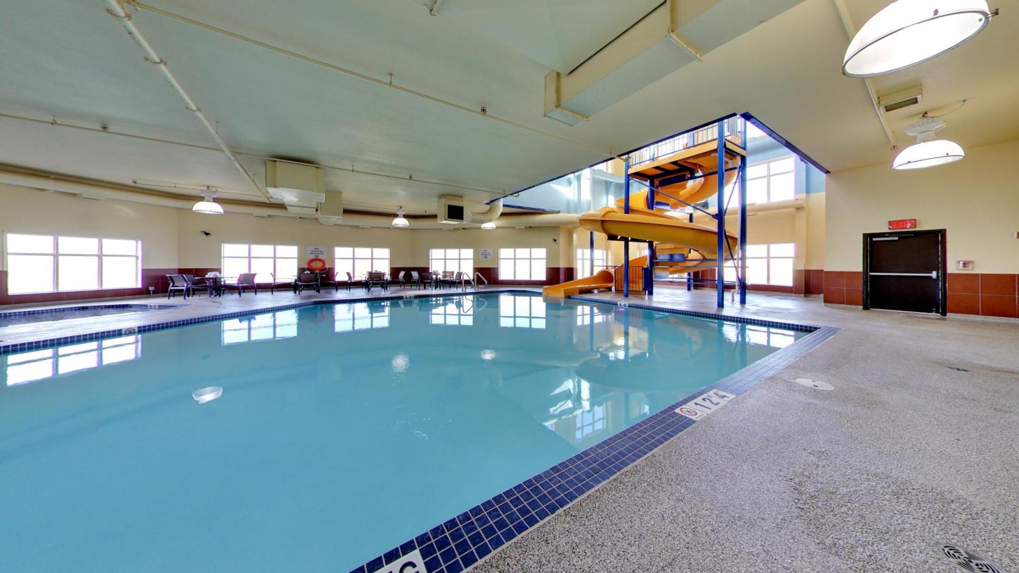 Holiday Inn Express Hotel & Suites - Edmonton International Airport By Ihg Nisku Ngoại thất bức ảnh